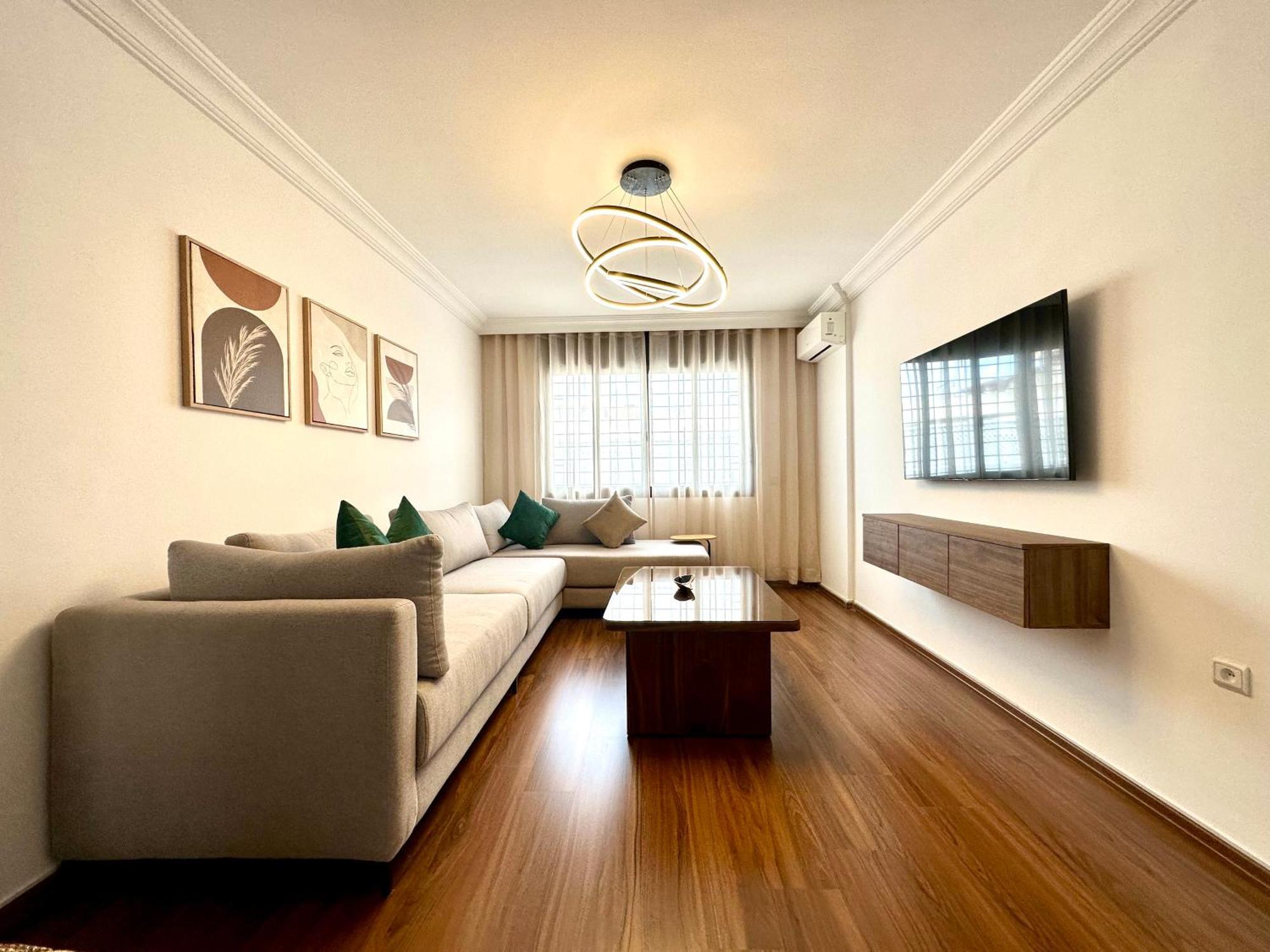Agdal Center, Tramway, Sunshine, Privacy